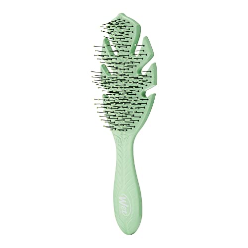 Wet Brush Go Green Hair Detangler Brush, Green - Detangling Hair Brush - Ultra-Soft IntelliFlex Bristles Glide Through Tangles & Gently Loosens Knots While Minimizing Pain, Split Ends & Breakage