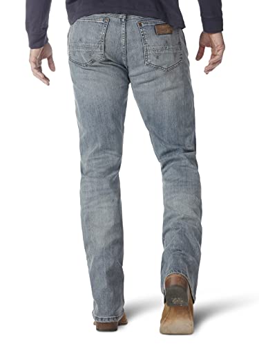 Wrangler Mens Retro Slim Fit Boot Cut Jean, Bearcreek, 30W x 30L