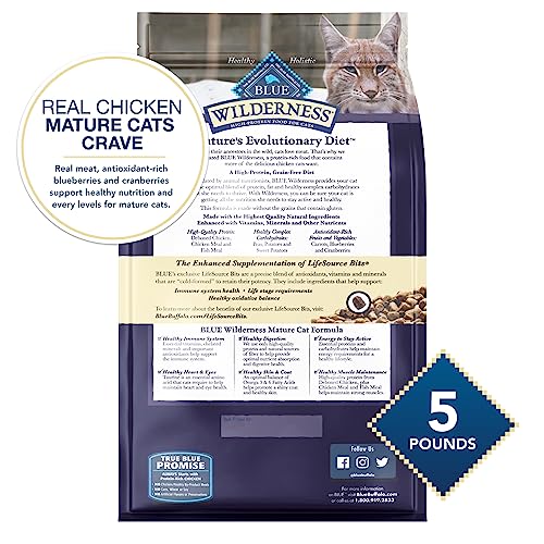 Blue Buffalo Cat Food for Mature Cats, Natural Chicken Recipe, Senior Dry Cat Food, 5 lb bag