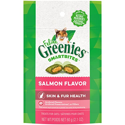 FELINE GREENIES SMARTBITES Skin & Fur Crunchy and Soft Natural Cat Treats, Chicken Flavor, 2.1 oz. Pack